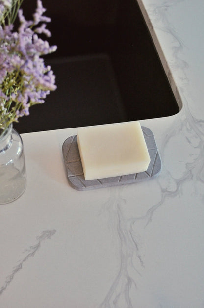 Diatomite Soap Dish with Quick Dry Functionality and Modern Geometric Design